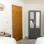 Sweet Stay, 2 Bed Apartment